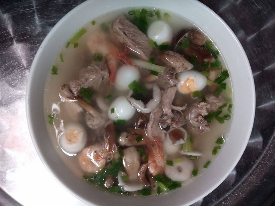 Canh nấm tràm hải sản – Đặc sản Phú Quốc