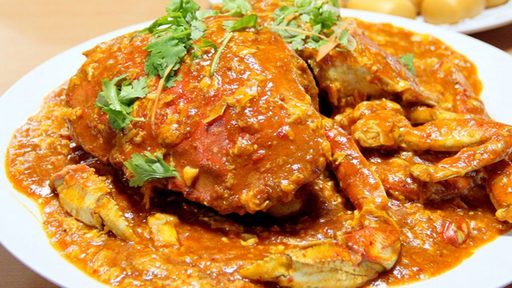 Món cua sốt cay hấp dẫn của Singapore