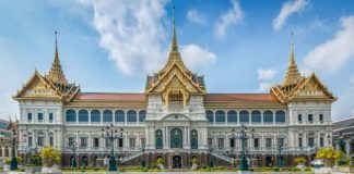 Cung điện Hoàng gia Thái Lan sáng lung linh