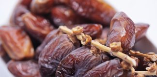 Quả Date là đặc sản nên thưởng thức khi du lịch Dubai
