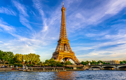 Tháp Eiffel - Biểu tượng của Paris