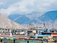 Cung điện Potala ở Lhasa, Tây Tạng