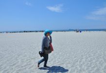 Bãi biển Miami xanh ngọc ở Mỹ vào mùa hè