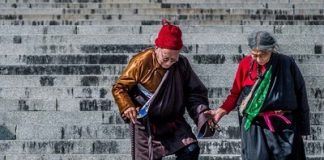 Cần c&oacute; sức khỏe tốt để du lịch T&acirc;y Tạng