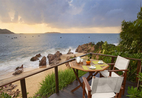 Bãi Xép chưa được khai thác du lịch nhiều nên vẫn nguyên nét đẹp hoang sơ