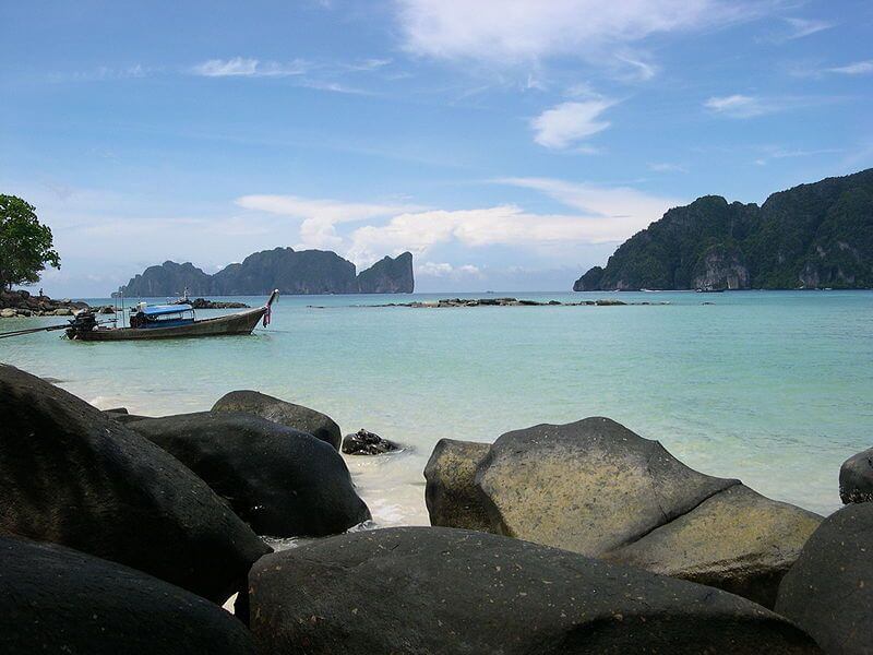 Du lịch Châu Á đến đảo Phuket để tận hưởng các trải nghiệm và kỳ nghỉ ngơi tuyệt vời