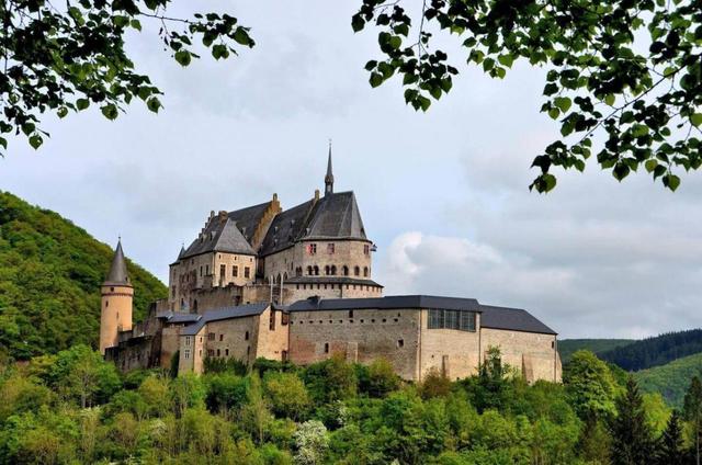 Lâu đài Vianden kiến trúc Gothic