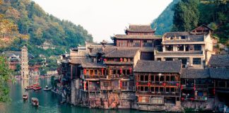 Phong cảnh Trung Quốc hùng vĩ