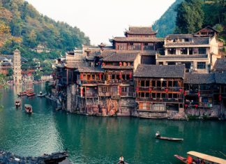 Phong cảnh Trung Quốc hùng vĩ