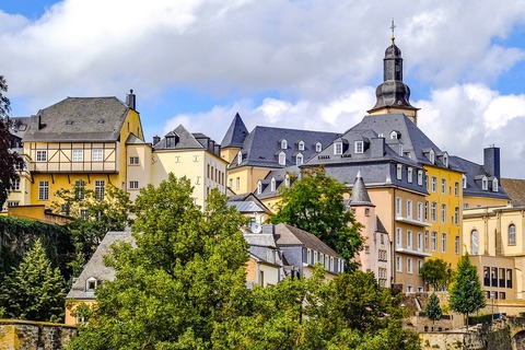 Khu phố Thượng Ville Haute thu hút khách du lịch Luxembourg