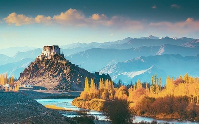 Mùa thu Tây Tạng bên vùng núi Milin