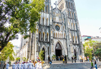 Khu vực Nhà Thờ Lớn là thánh địa của giới trẻ Hà thành