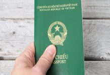 Đi du lịch Malaysia cần chuẩn bị những gì? Hộ chiếu và phải đảm bảo còn hiệu lực