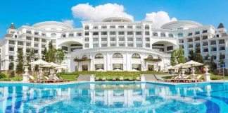 Những resort nổi tiếng trên Vịnh Hạ Long
